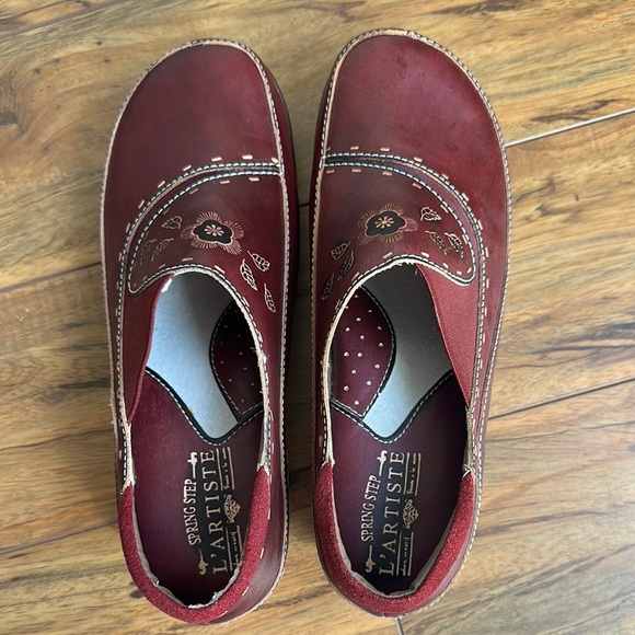 L'ATISTE Burbank Bordeux Maroon Red Leather Clogs size 8.5/39 - Picture 3 of 11